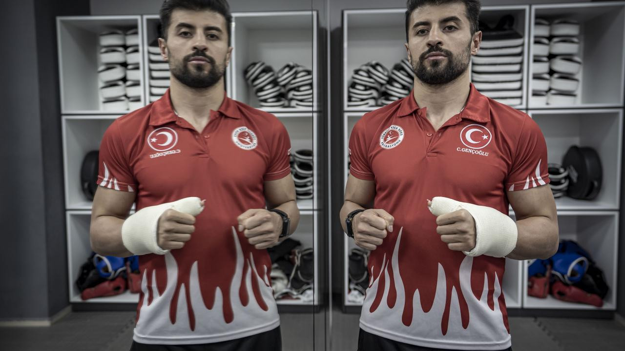 Doktor 'maça çıkma' dedi, kırık parmağıyla finale yükseldi