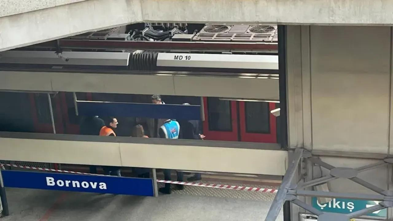 İzmir'de metro raydan çıktı