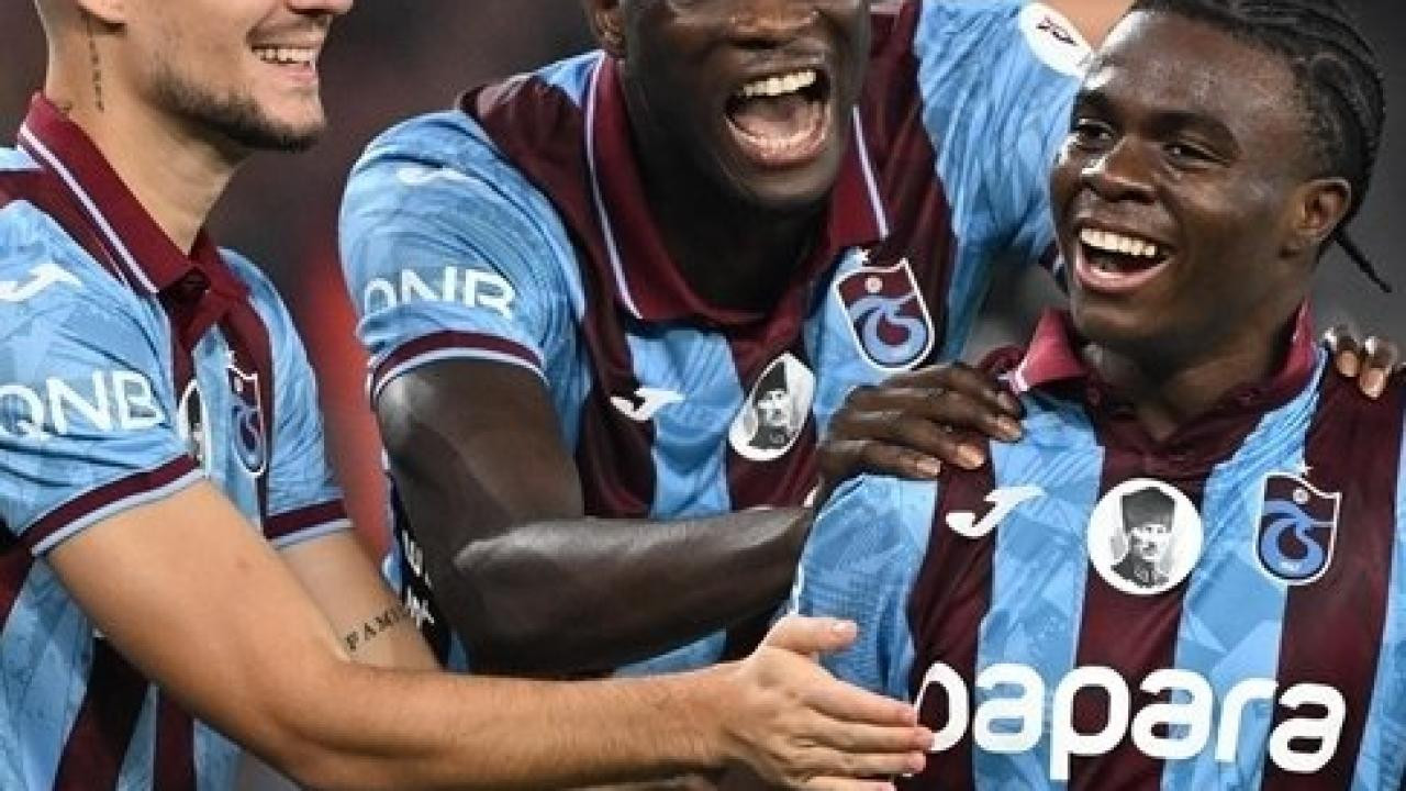 Süper Lig'de ayın golü seçildi! 4. kez Trabzonsporlu yıldız kazandı